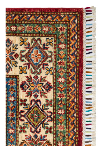 El dokuma Afgan Kazak halı kırmızı geometrik madalyon 171 x 244 cm detay