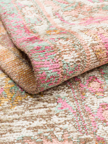 Ruggadocia Mahal Pembe Çiçek Desenli Halı detay