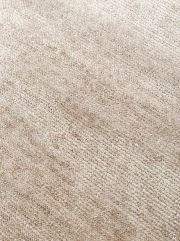 Victoria %100 TENCEL™ Lyocell El Emeği ile Üretilen Halı DESERT SAND doku detayı